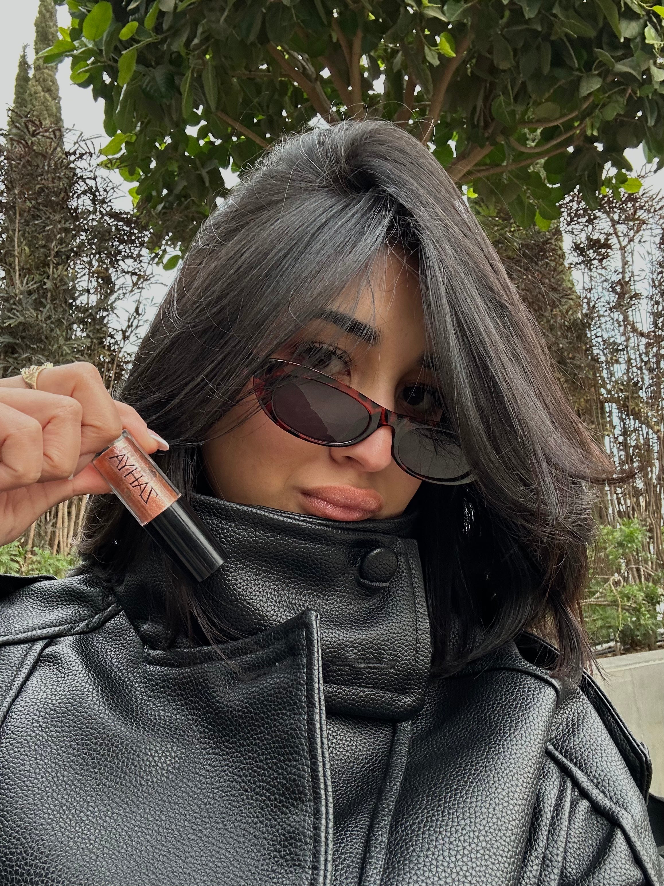 slider image slider_item_EmB6JD