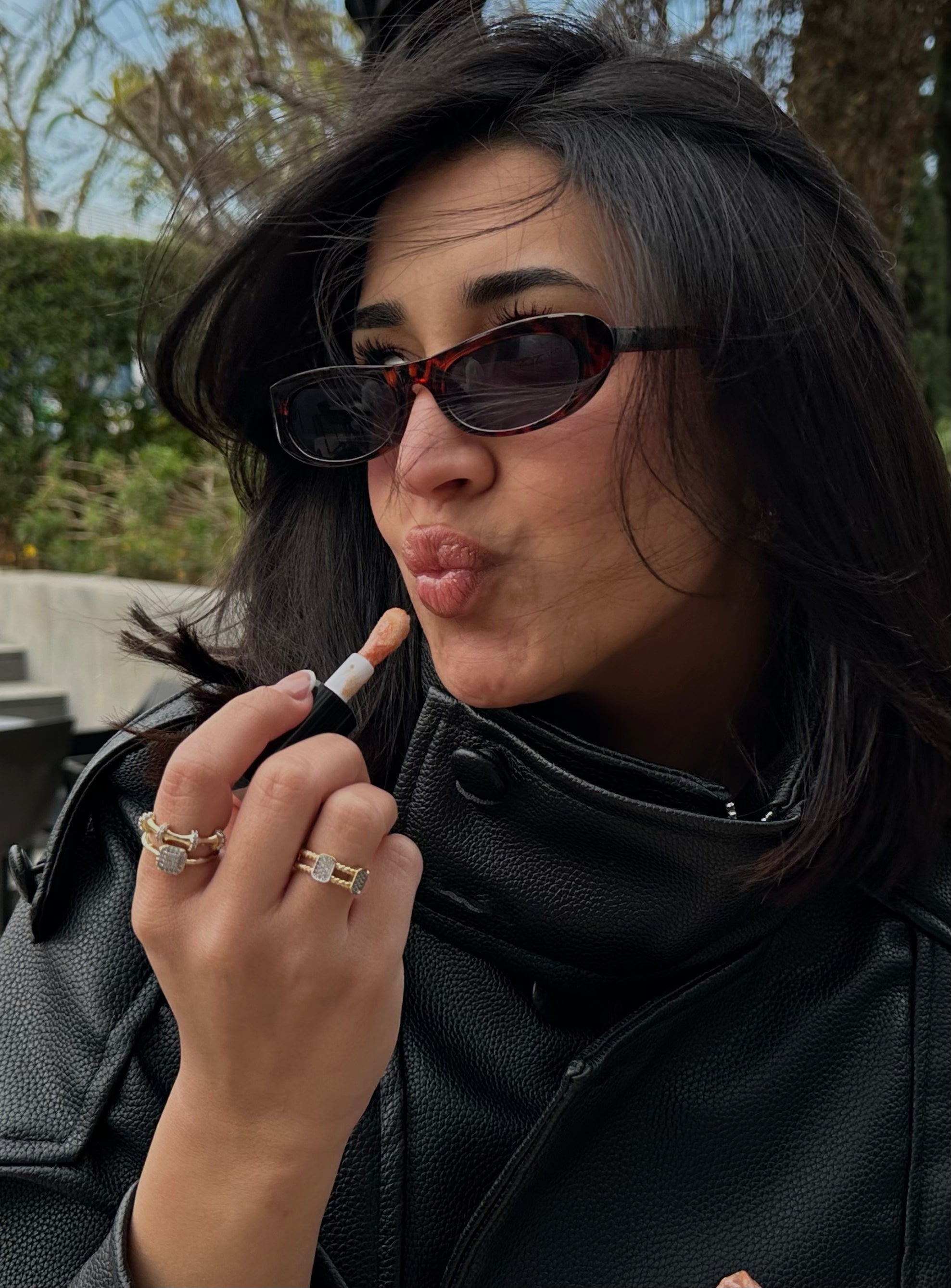 slider image slider_item_hqtzfW